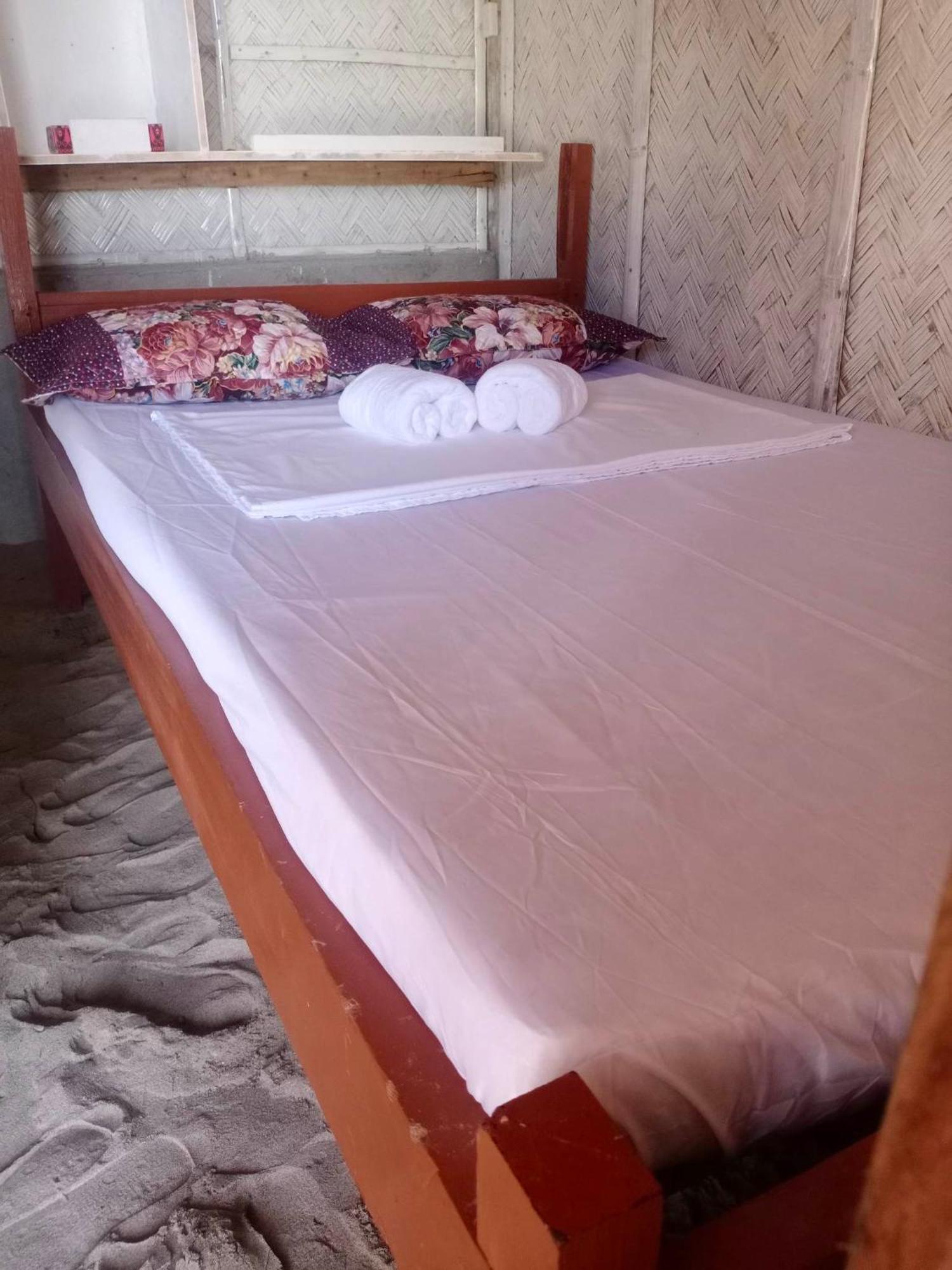 Bucana Beach Camp Ел Нидо Екстериор снимка